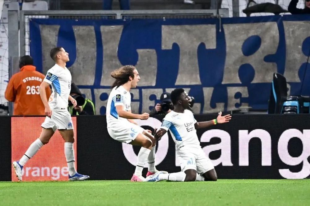  摩纳哥三连胜攀升至法甲次席位置  