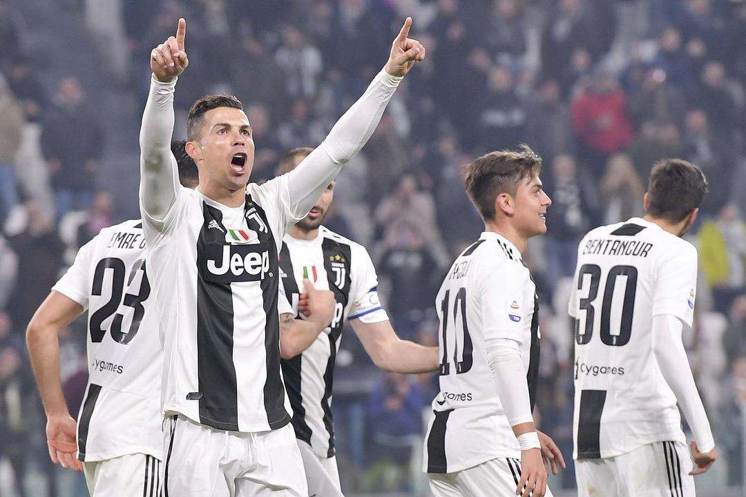 德甲揭幕战上演进球大战盛宴，  