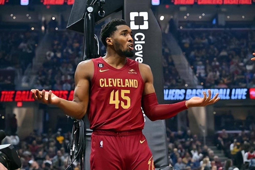  米切尔狂砍四十一分骑士加时险胜活塞